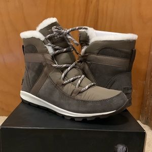 Sorel Whitney Flurry Boots Major Sage